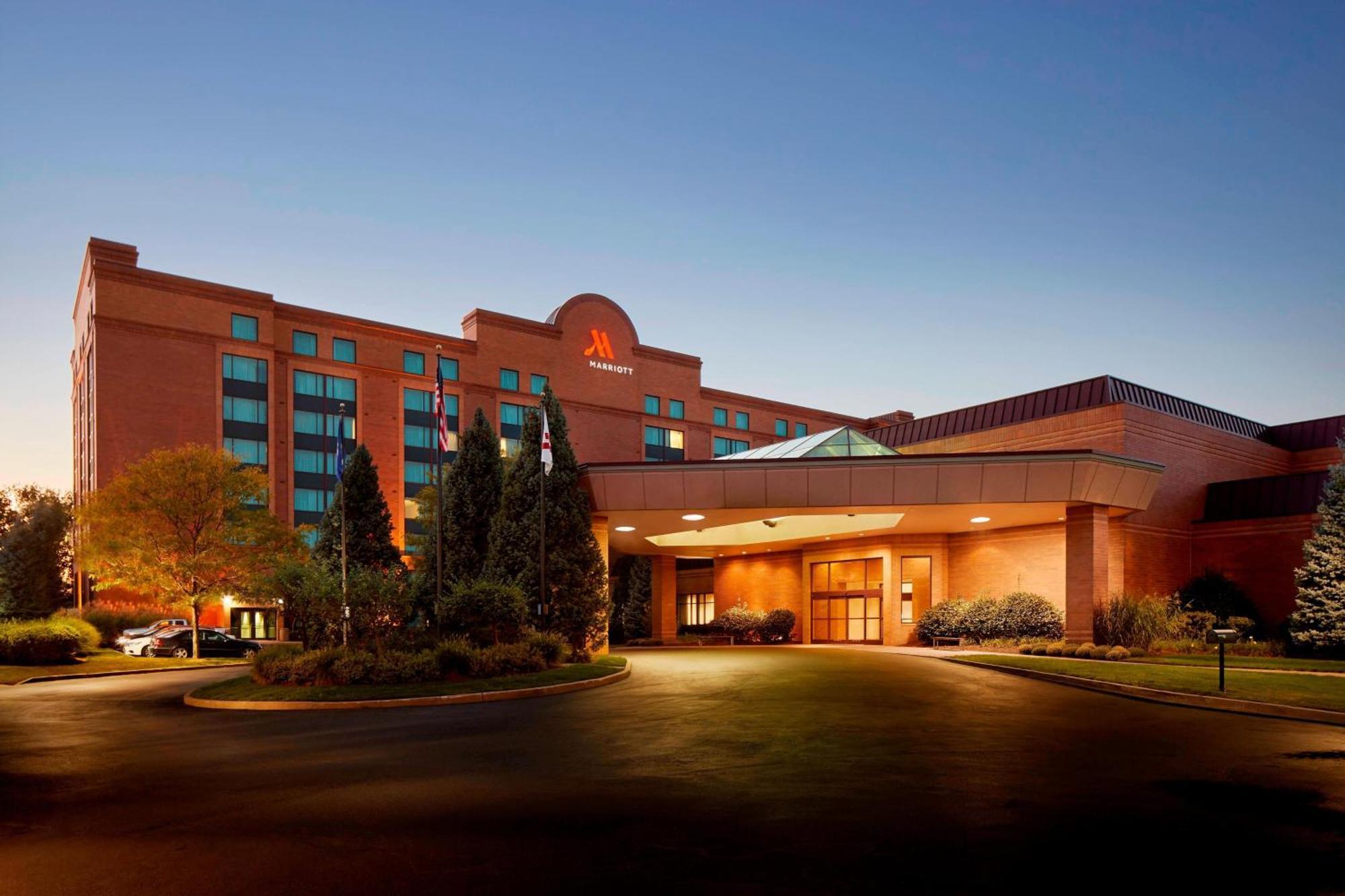 Marriott Hartford/Windsor Airport Hotel Kültér fotó